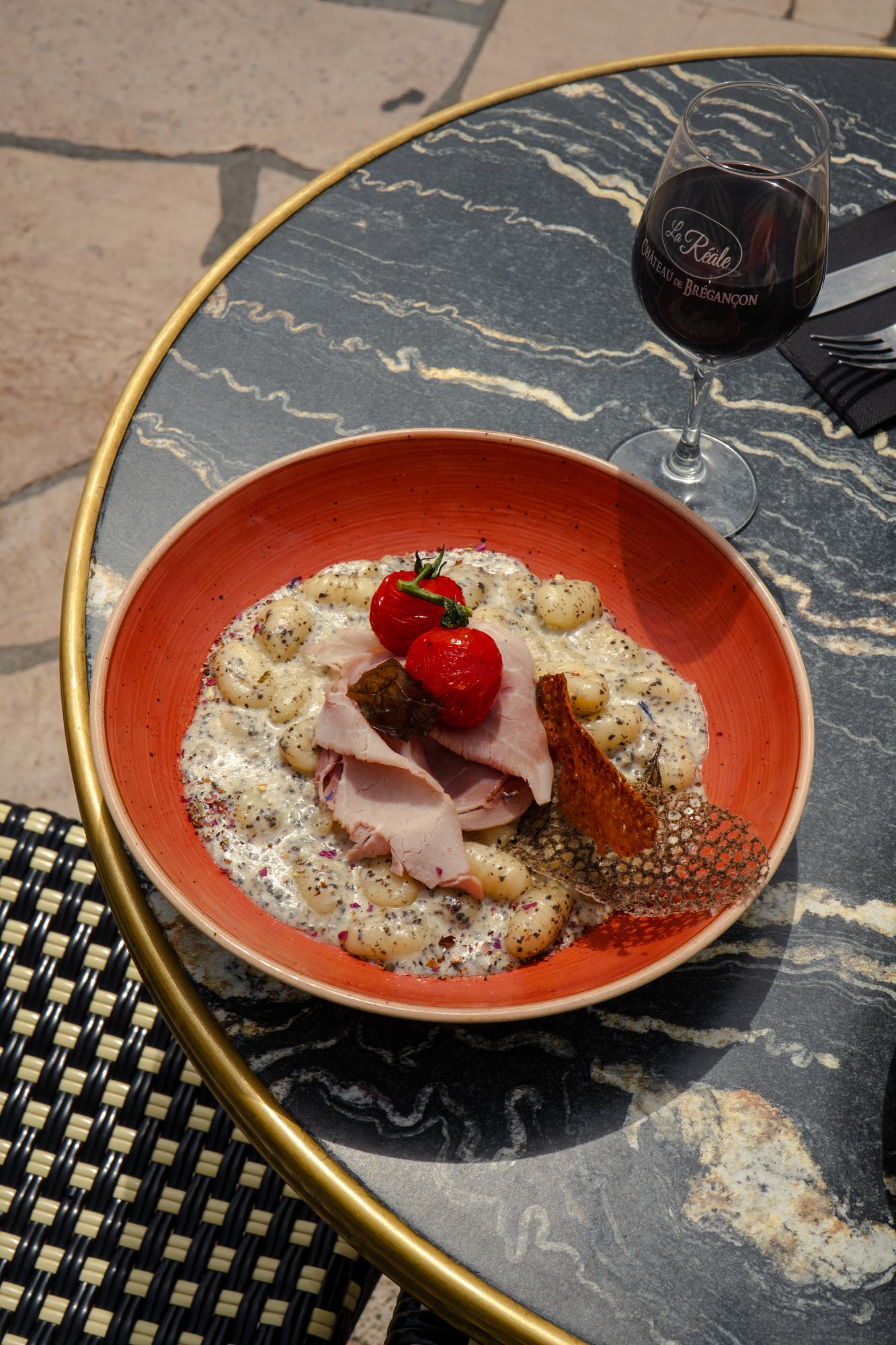brasserie port toulon carbonara p�tes