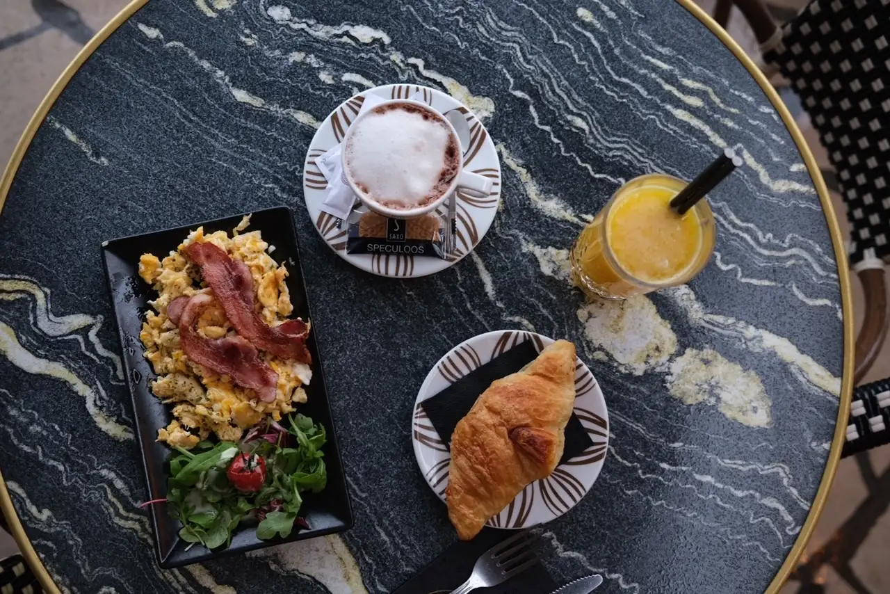 Le brunch débarque sur le port de Toulon